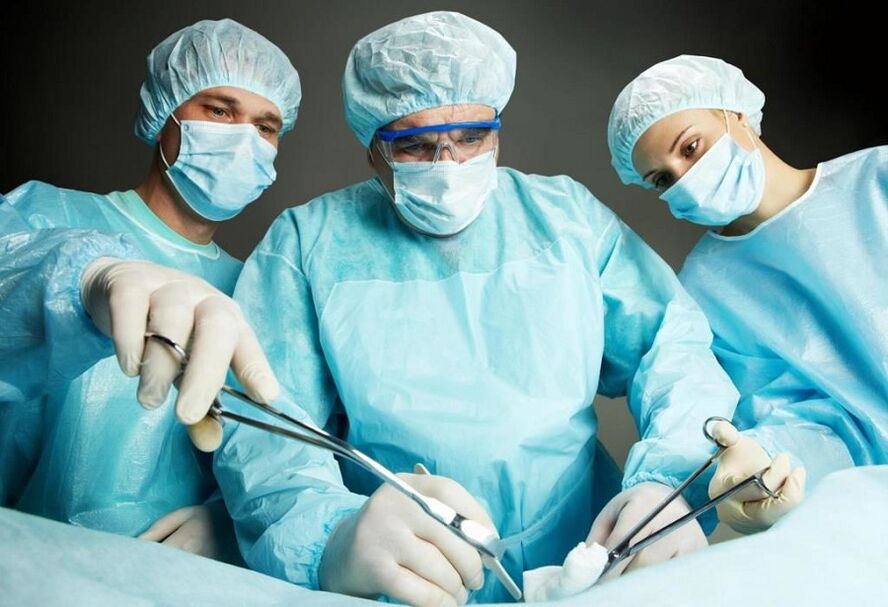 Chirurgischer Eingriff bei thorakaler Osteochondrose.